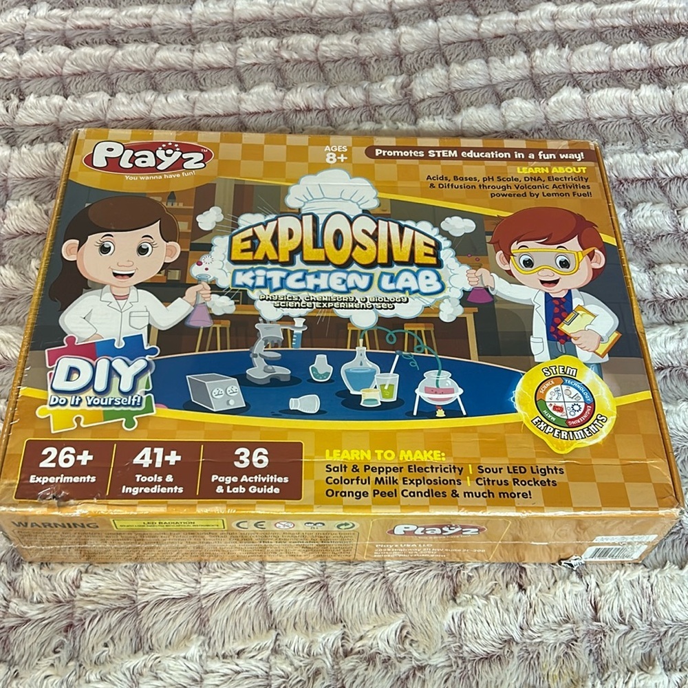 Explosive Kitchen Lab Science Experiments set!